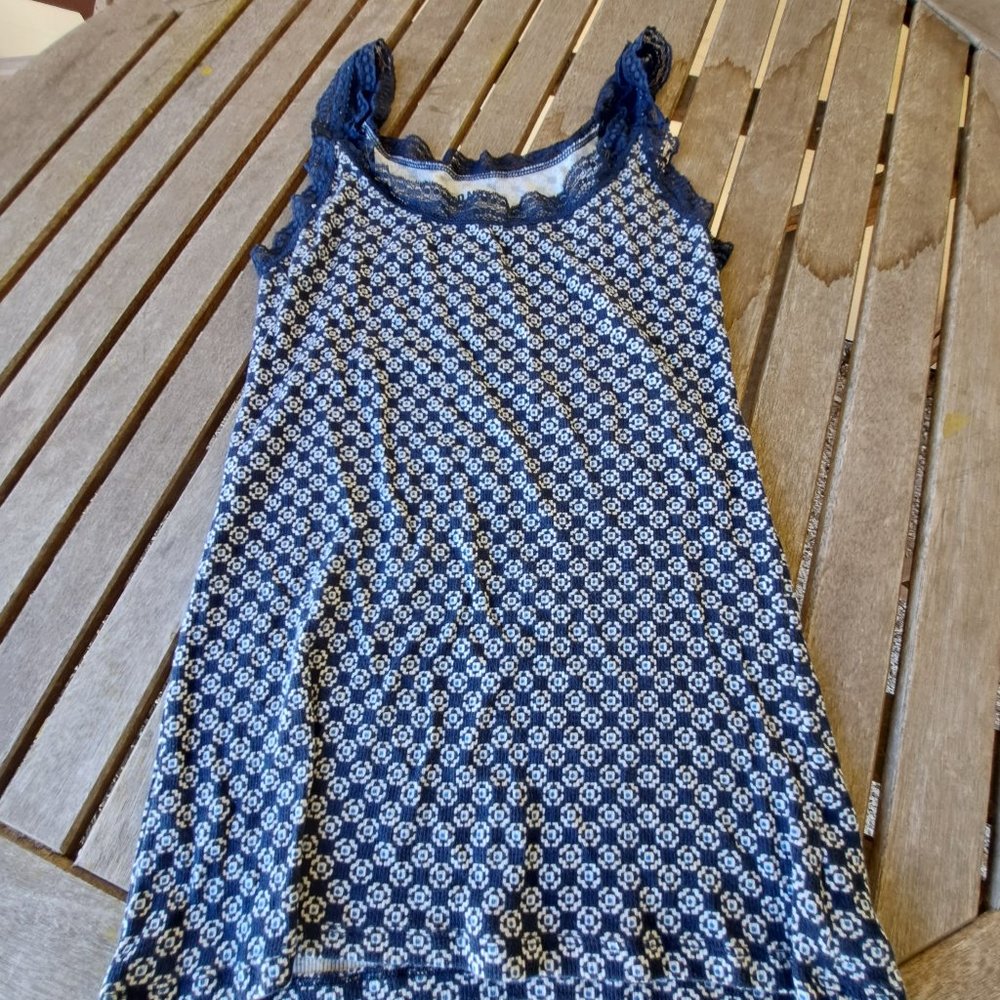 Women's blue tank top NWOT